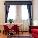 Hotell Crystal 4*