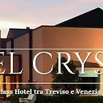 Crystal 4*