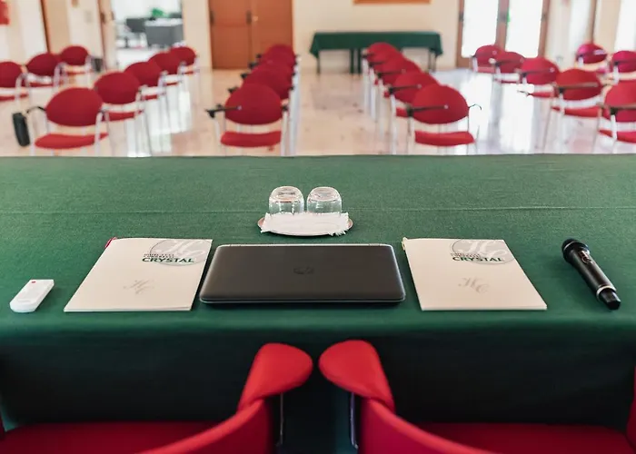 Ξενοδοχείο Crystal 4*