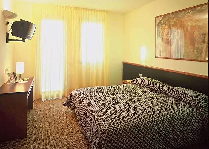 Crystal Ξενοδοχείο 4*