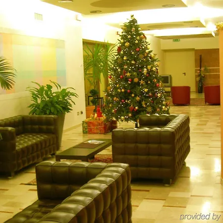 Hotel Crystal 4*