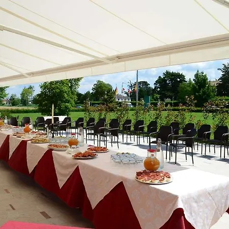 Hotel Crystal 4*